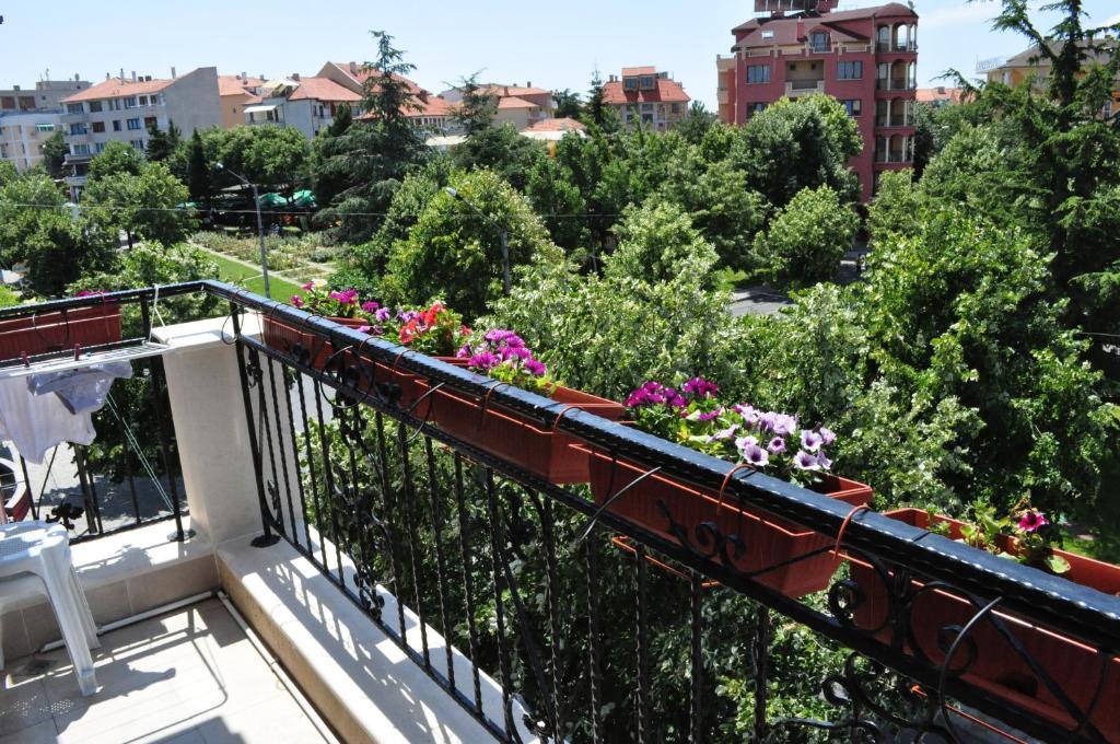 St. George Apartments Nessebar Exterior foto