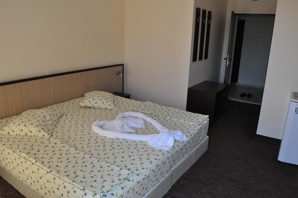 St. George Apartments Nessebar Quarto foto